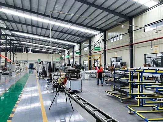 Foshan WY Building Technology Co., Ltd. ligne de production du fabricant